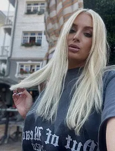 Девушка Юля, фото и отзывы